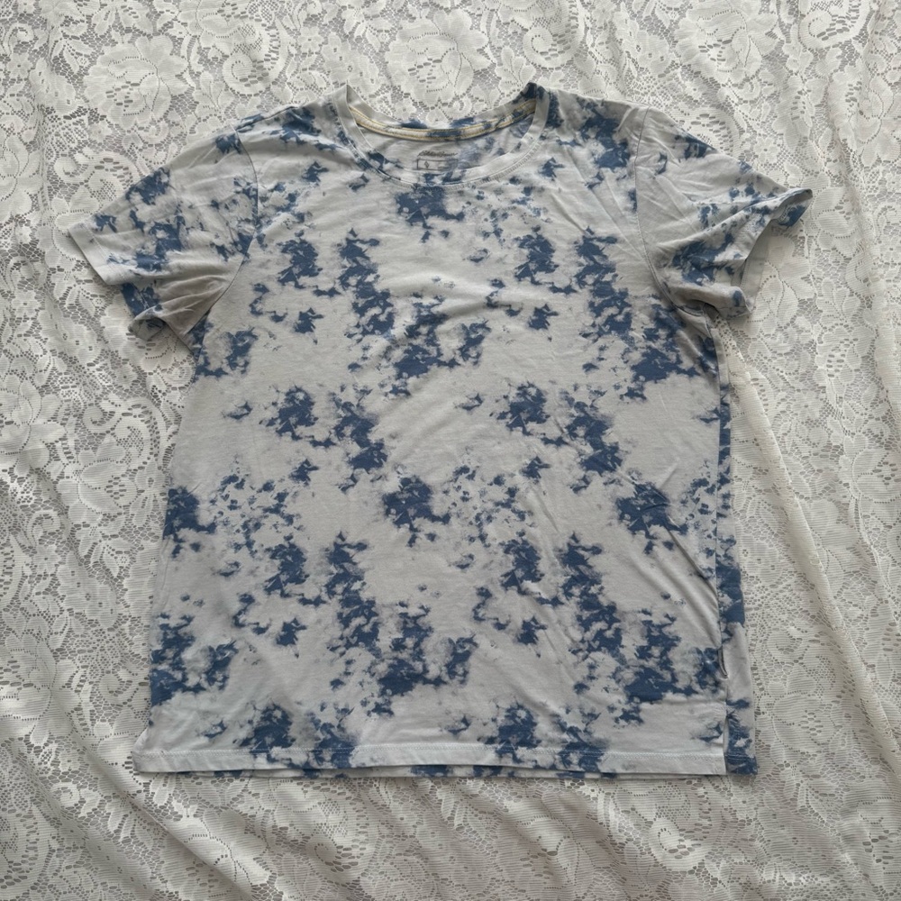Eddie Bauer Travex T-Shirt Top Womens Size L Blue Gray Tie Dye Short Sleeve